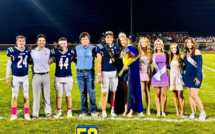 Pirates Knock Off No. 6 Knights; Seize Control of District on Homecoming Night