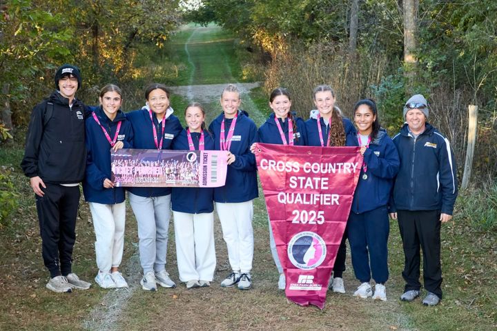 Hudson Girls Cross Country Punches Ticket to State for 10th Straight Year