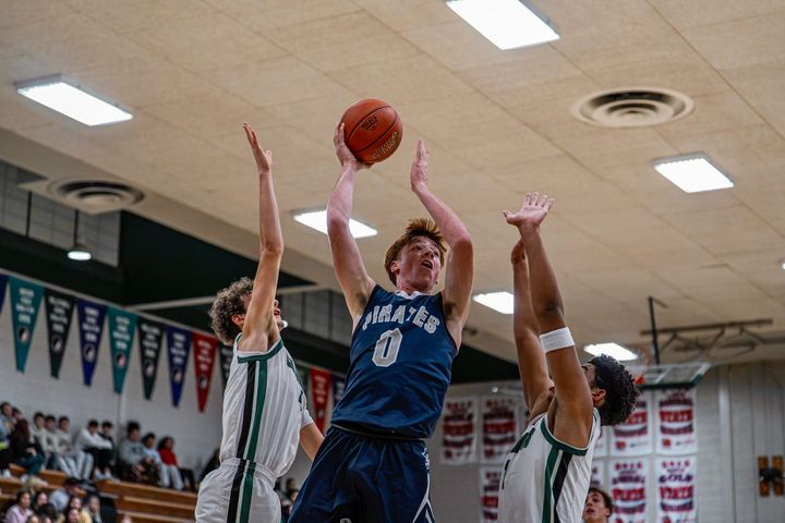 Pirates Bury Huskies; 3-3 At Christmas Break