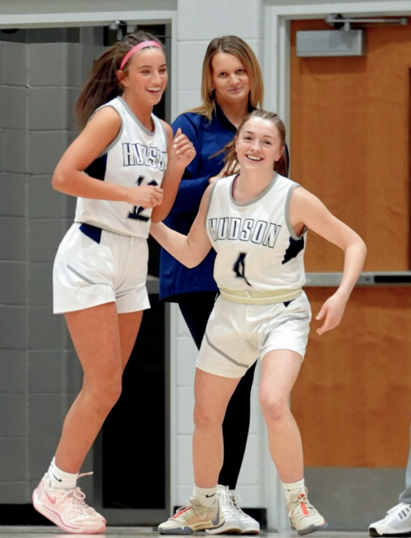 Girls Basketball: Pirates Split Week, Honor Seniors on Senior Night