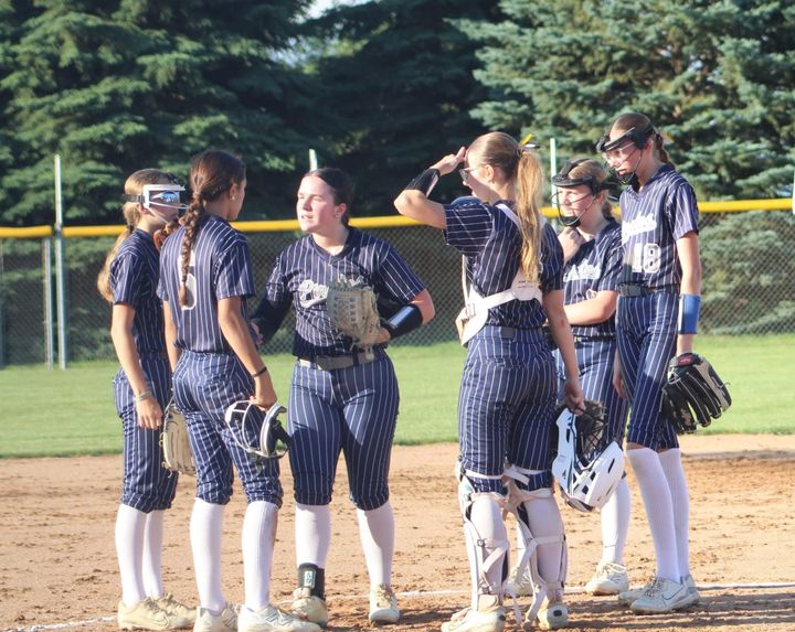High School Softball: Pirates rebound from slow start, ride five-game winning streak