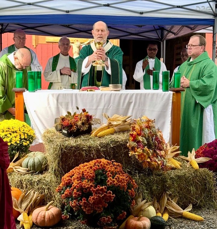 Lichty Family Farm hosts Rural Life Mass