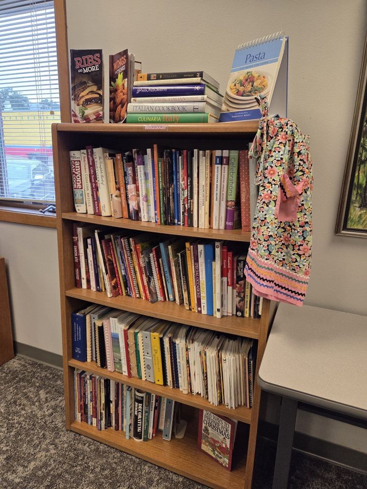 Hudson Library Expands Used Book Sale
