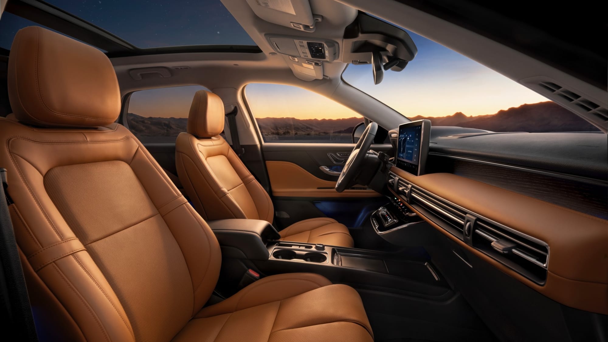The 2027 Lincoln Corsair Hybrid Reserve also unlocks the optional Stellar Sun tan cabin colorway at no added cost.