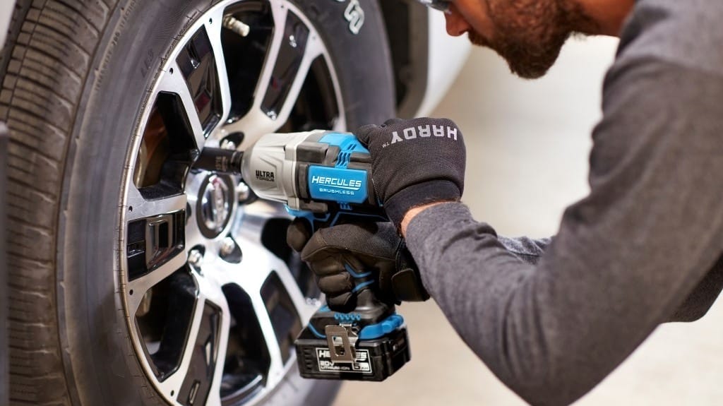 Unfortunately, not everyone has an opportunity to work from their own driveway, let alone a garage, but there are alternatives.