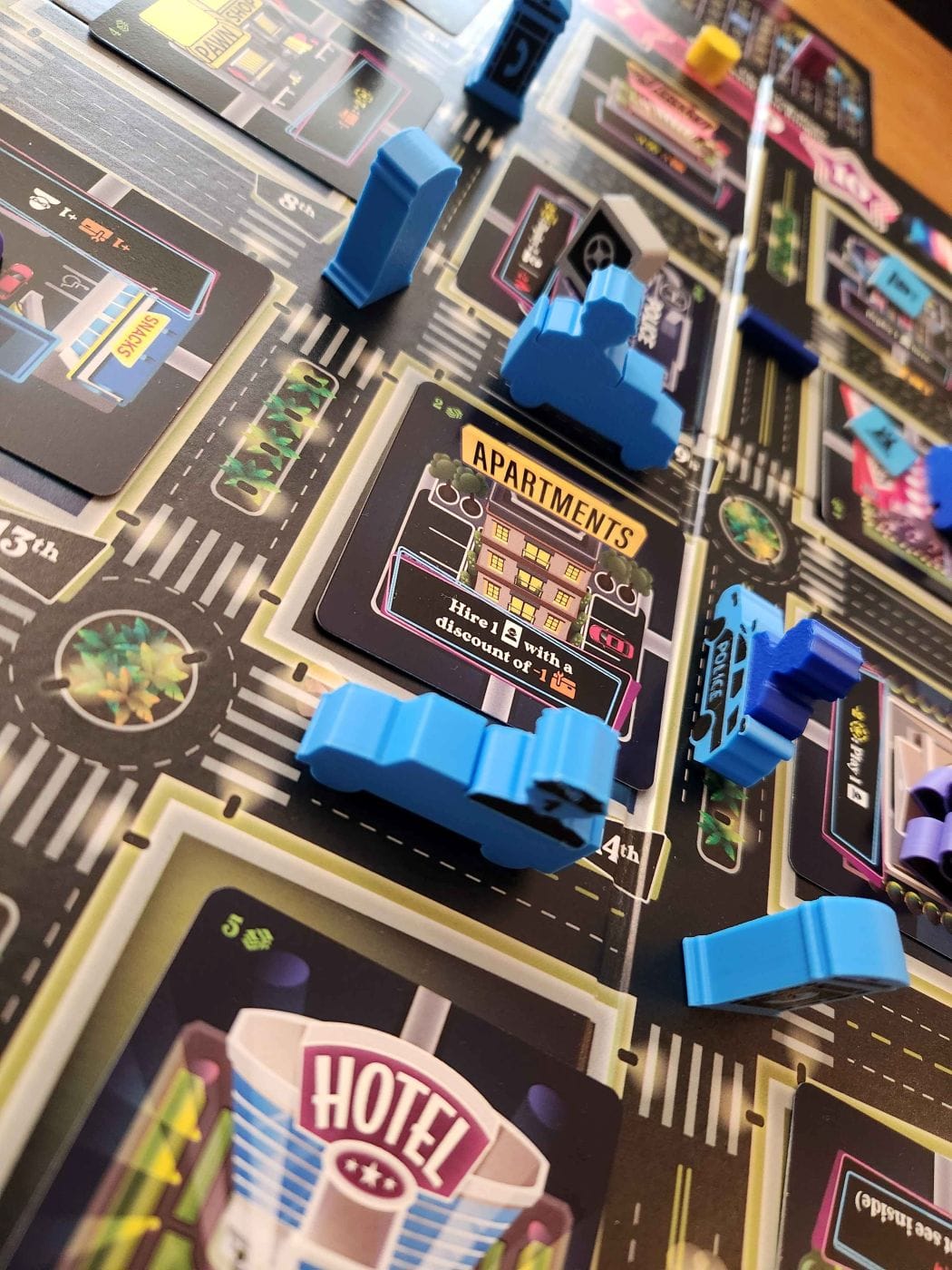 Three cops in vehicles surround the apartment location, with two snitches acting as lookouts. The only problem, no mobsters to arrest.