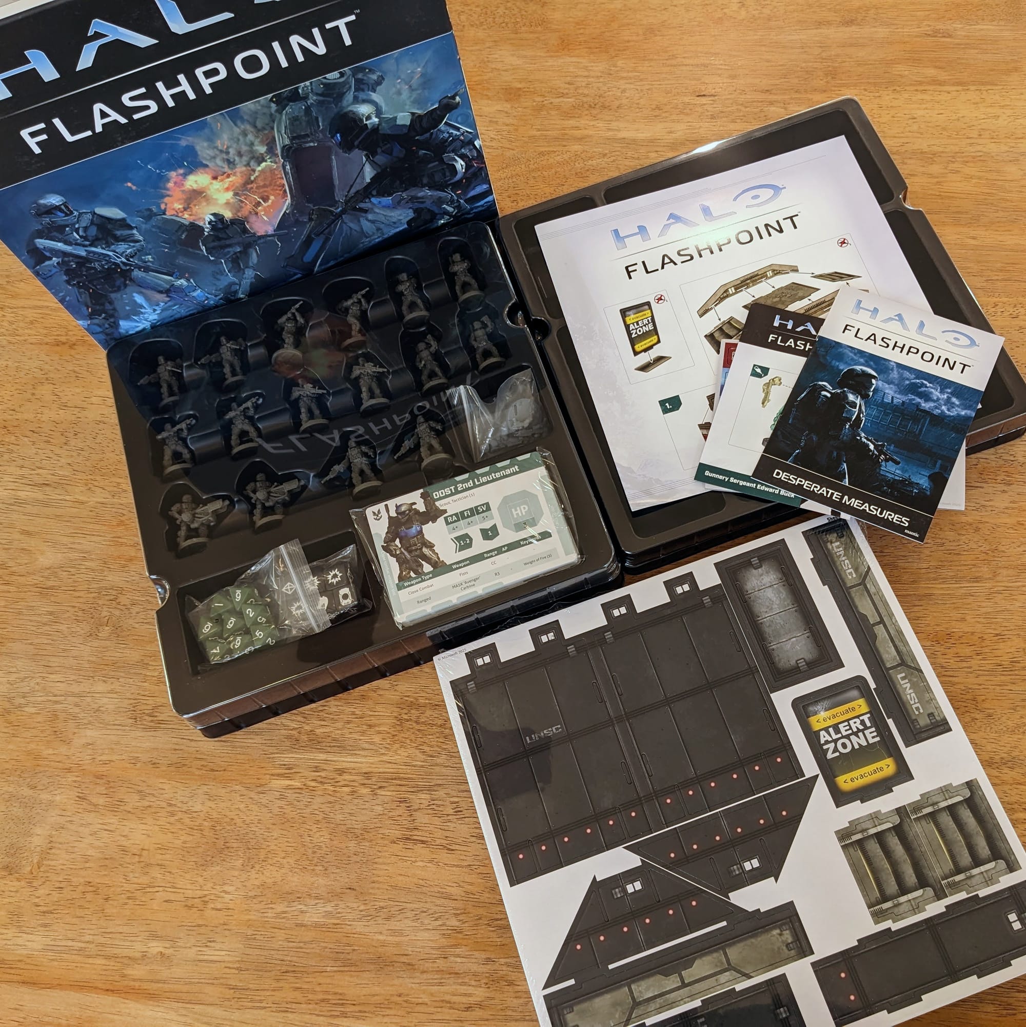 Halo Flashpoint Feet First into Hell ODST Mantic Games Box Content