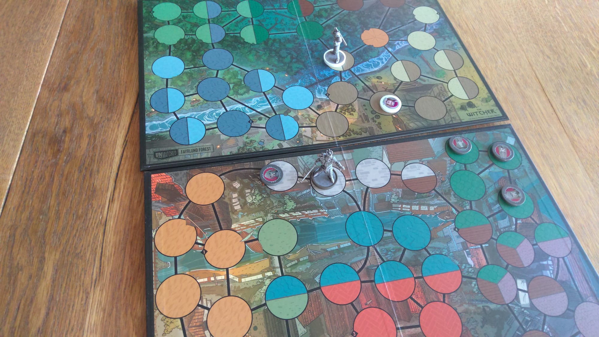 The two generic maps, with Eredin and Geralt on the ones from their box