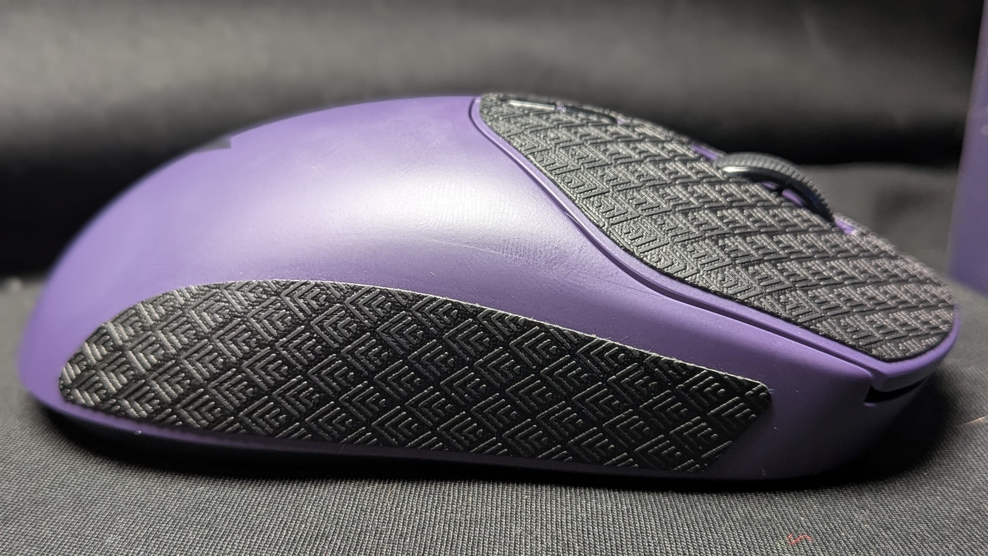 The packed-in grips are a fantastic touch that make this mouse even more comfortable
