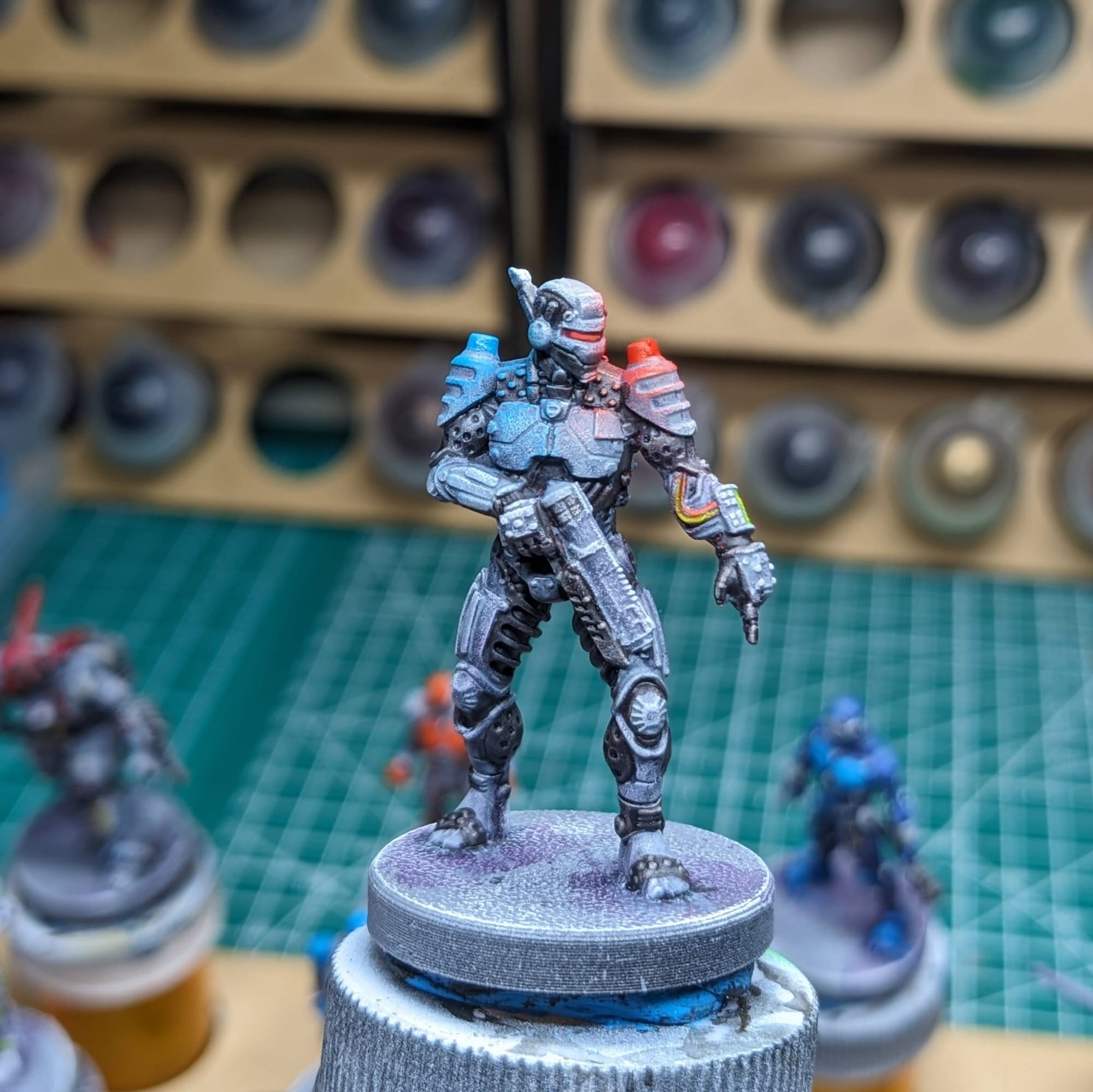 Enforcer Red and Blue Glows