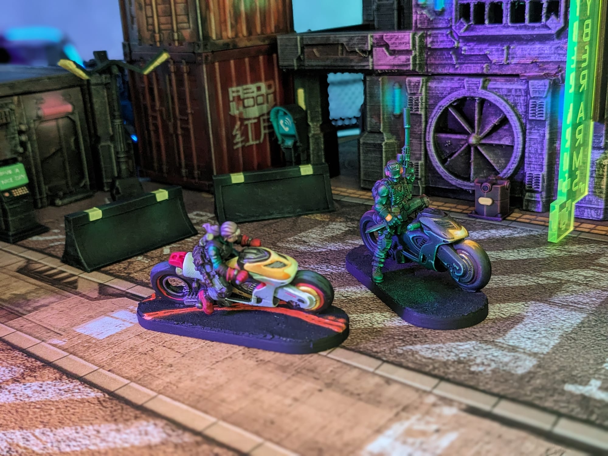 Cyberpunk Red Combat Zone Zonda Cybercycle painted by Alec Kozak