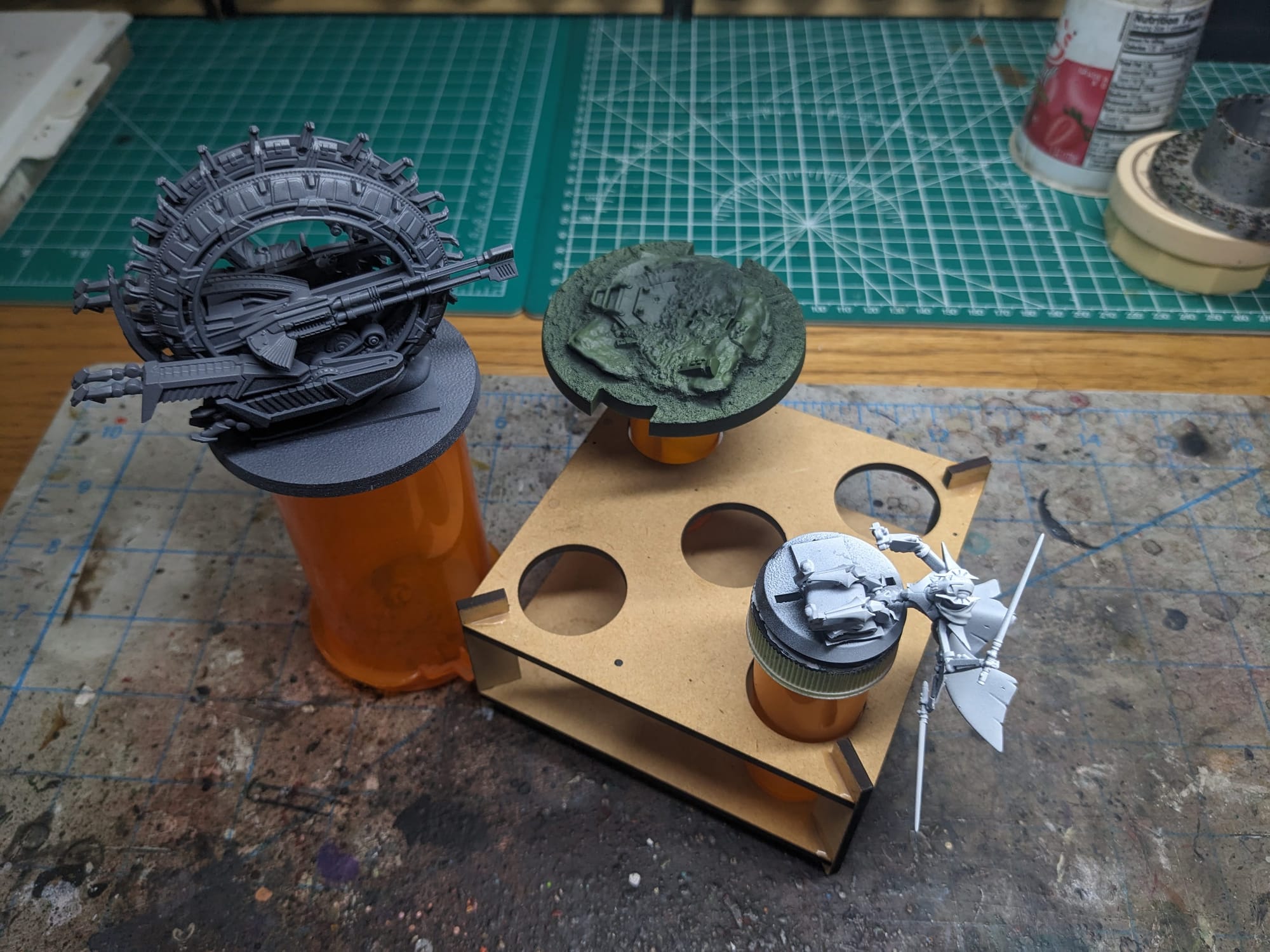 General Grievous’ TSMEU-6 Wheel Bike Parts Primed