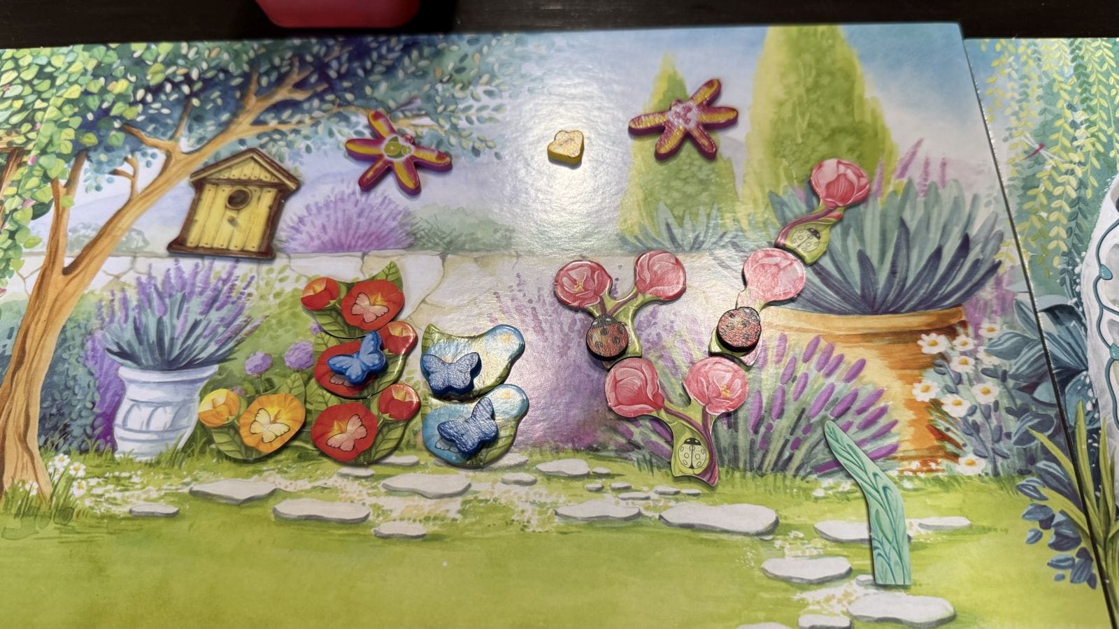 Another player board showing plants and bugs.