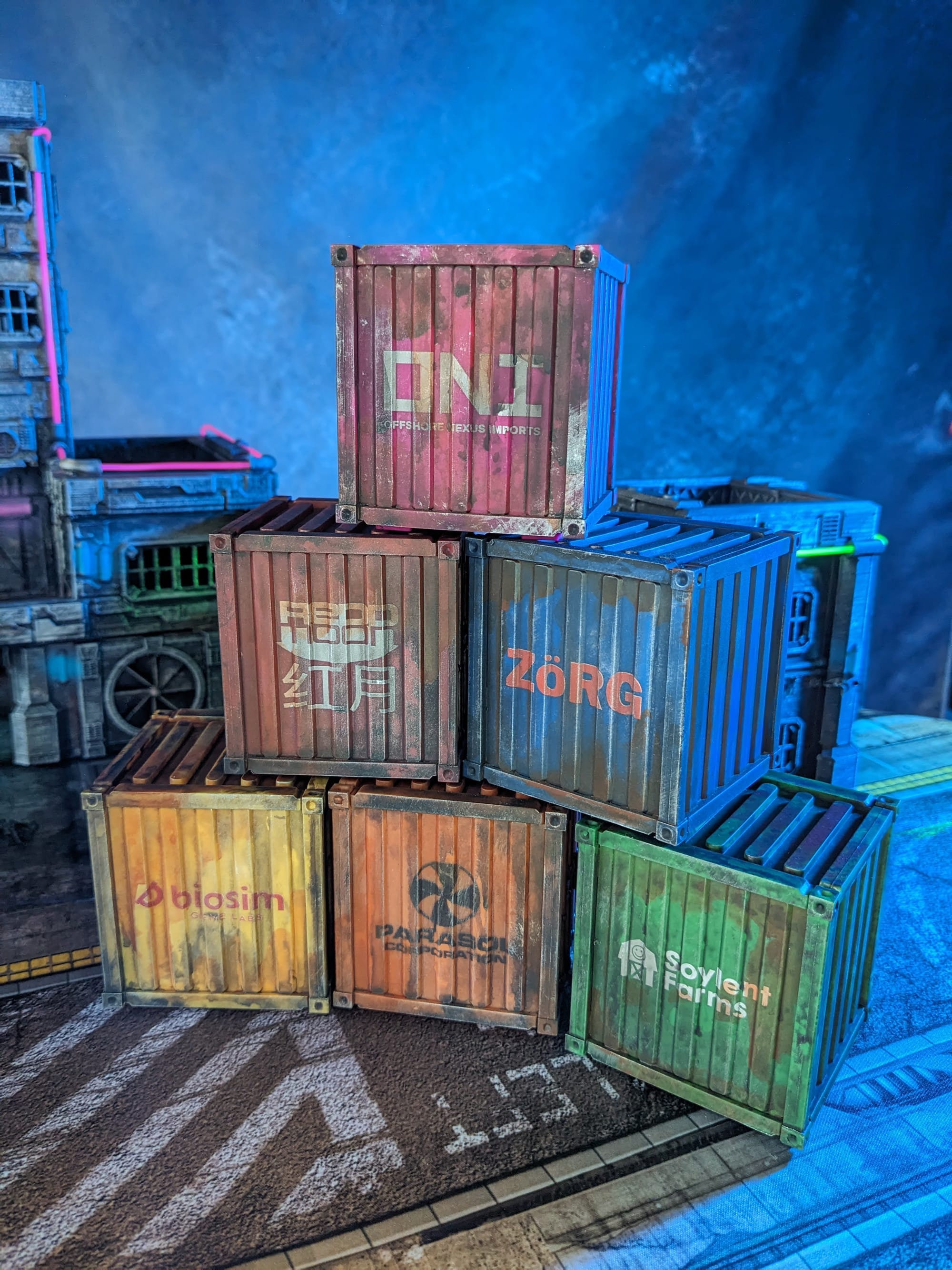 Painted Monster Fight Club Scenery 10' Cargo Containers