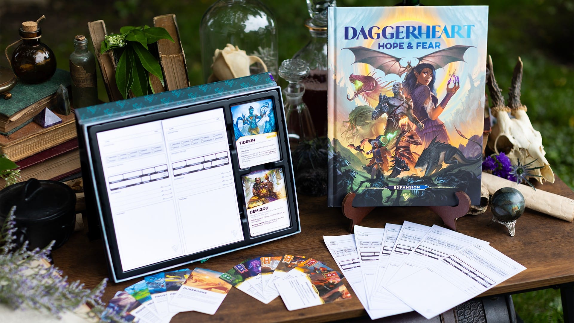 Daggerheart: Hope & Fear is now available