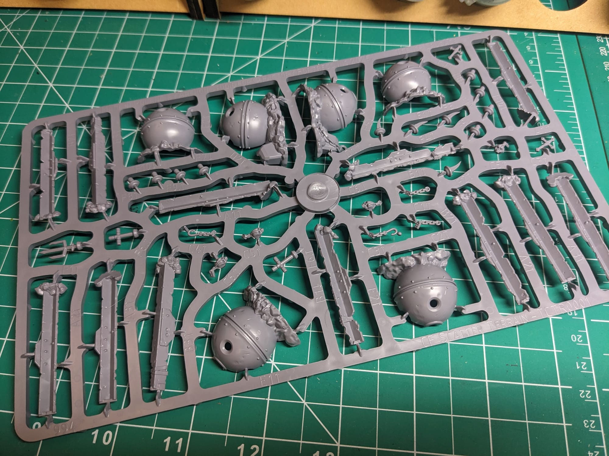 Carcass Front Scatter Terrain Sprue