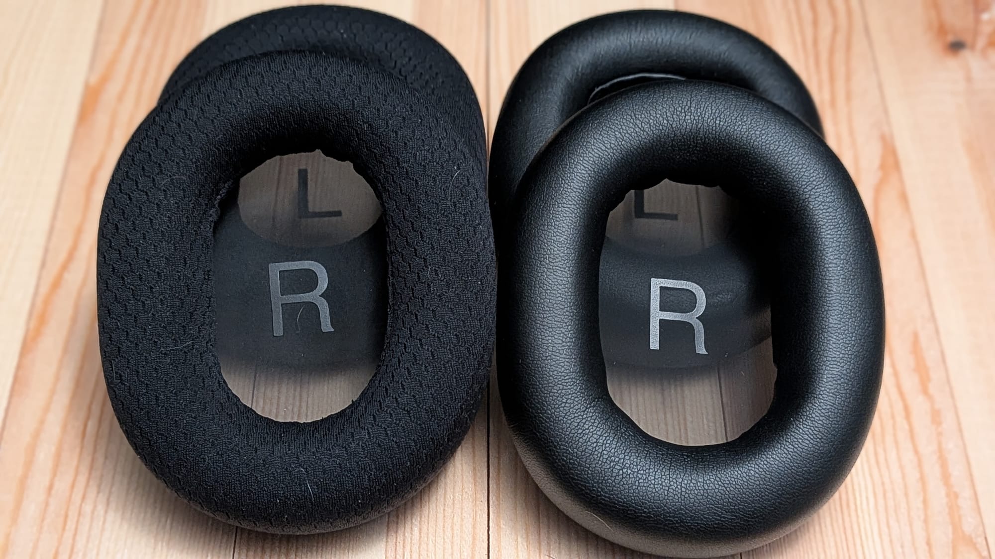The headset comes with both PU leather and breathable mesh earcups - a pro-level touch. 
