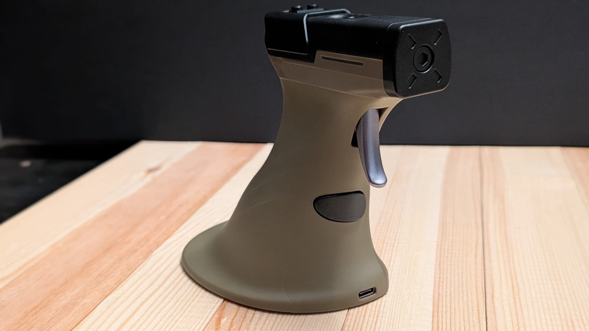 There is no mistaking what the team behind the ErgoStrike7 had in mind for its purpose