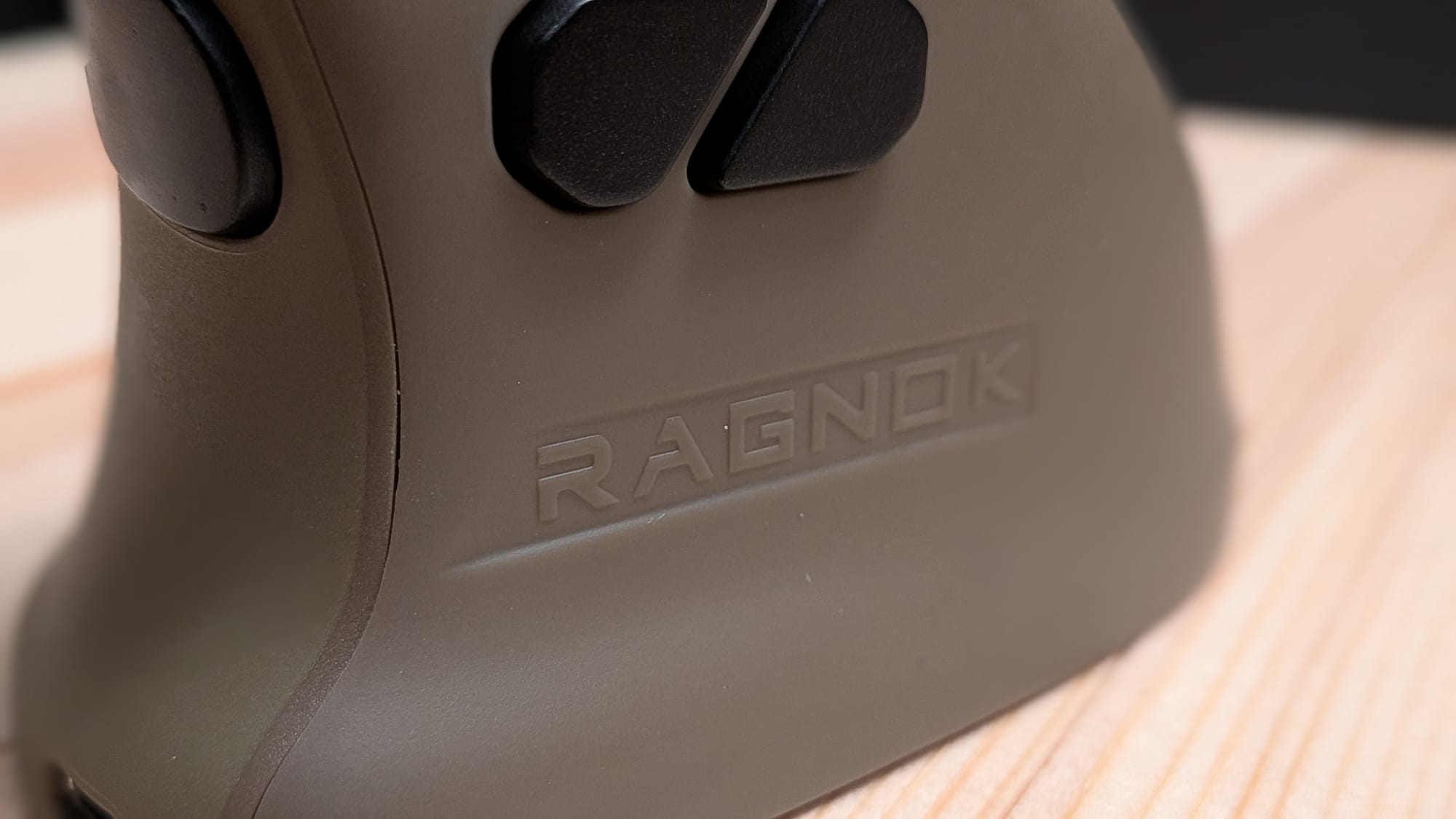 RAGNOK is no stranger to purpose-built controllers. The ErgoStrike7 improves on their previous products in every way.