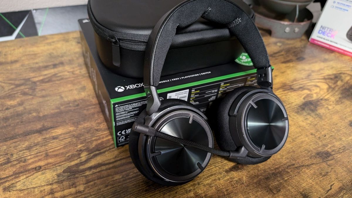 Corsair Virtuoso Max wireless gaming headset review — Maximizing