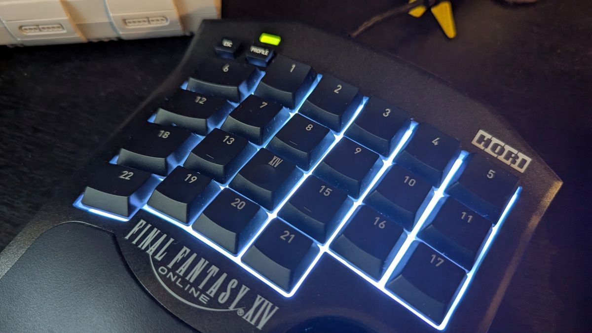 その他 Tactical Assault Commander F14 HORI Tactical Assault Commander F14 - Final Fantasy XIV Edition