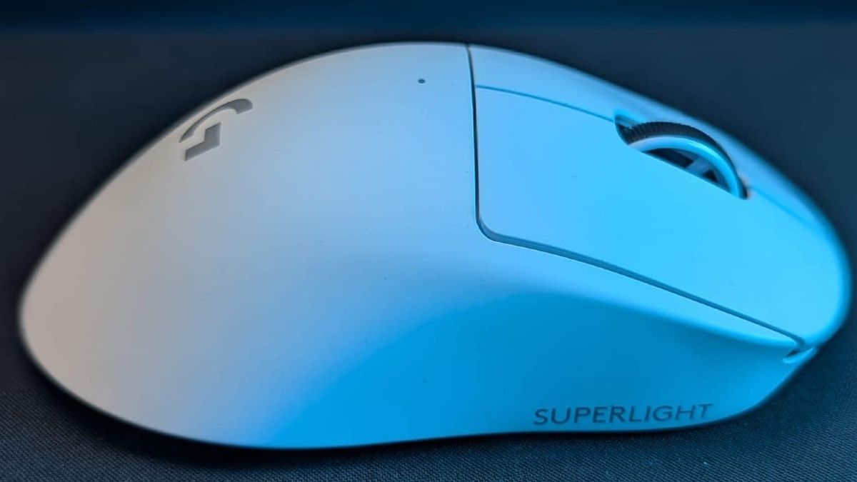Logitech Pro X Superlight DEX review — A lightweight, wireless