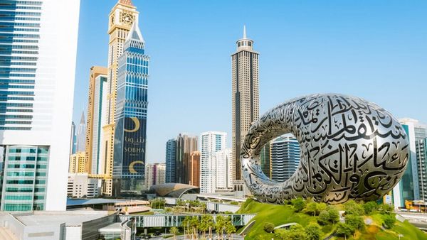 Dubai: A Modern Marvel in the Heart of the Emirates