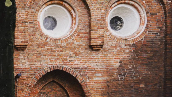 Lost glove: still missing