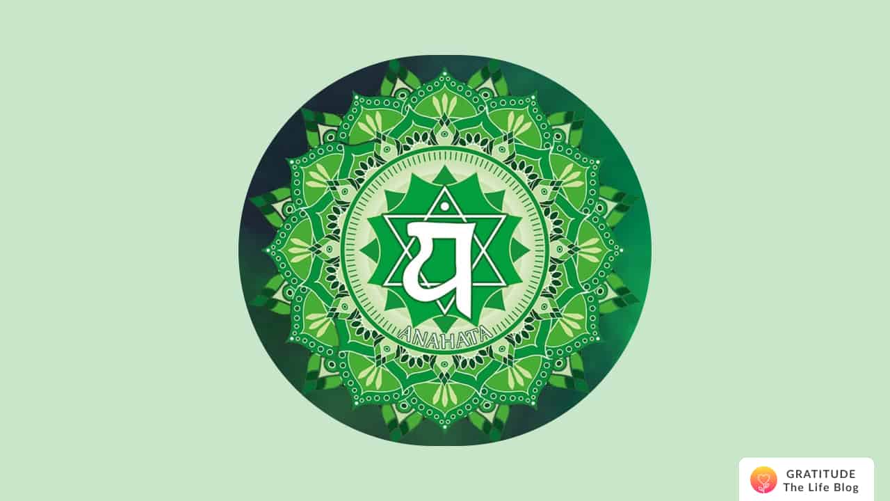 Illustration showing symbol of heart chakra