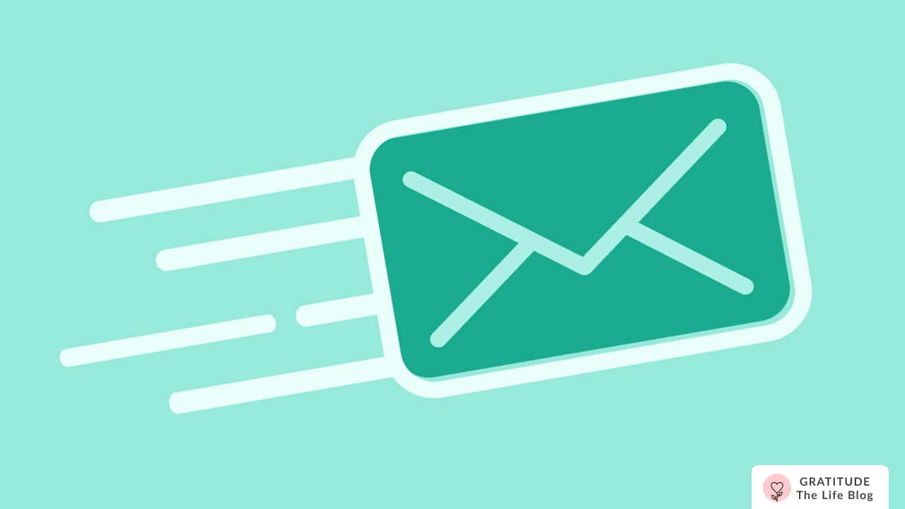 Image with illustration of an envelope in motion