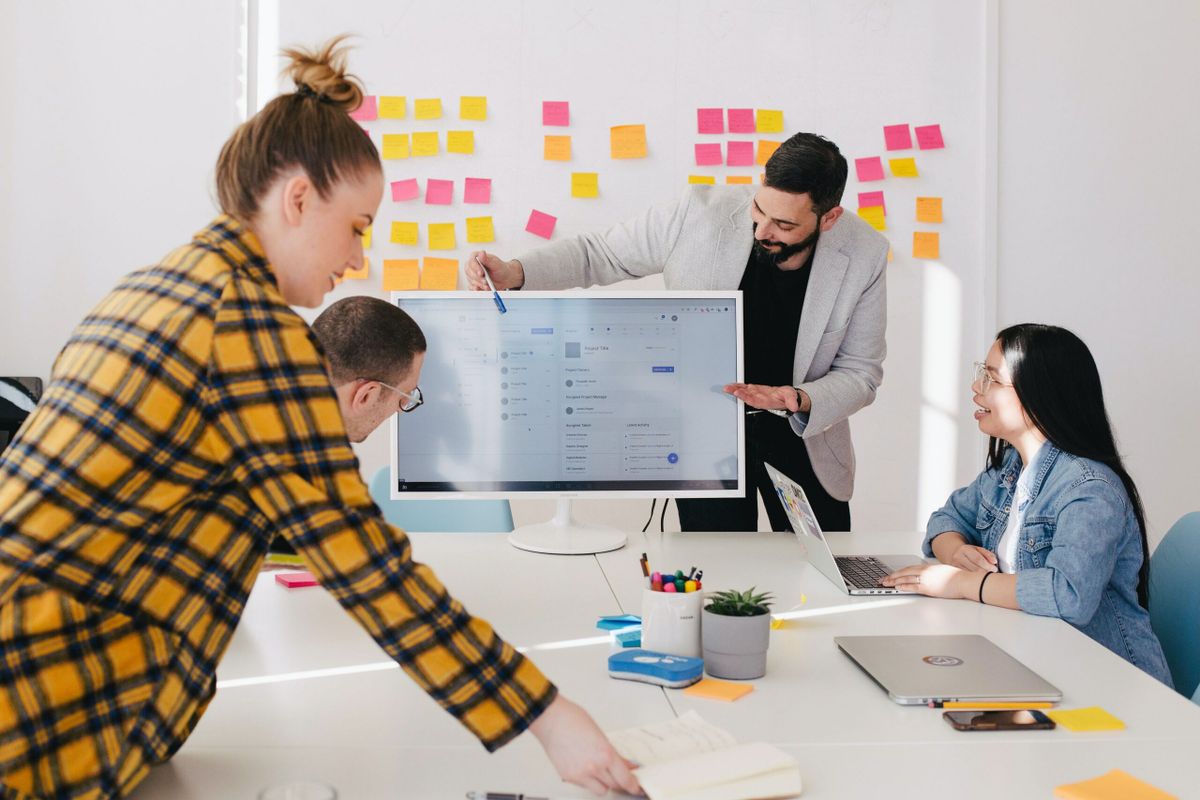 Pros and cons of Sales CRM Template