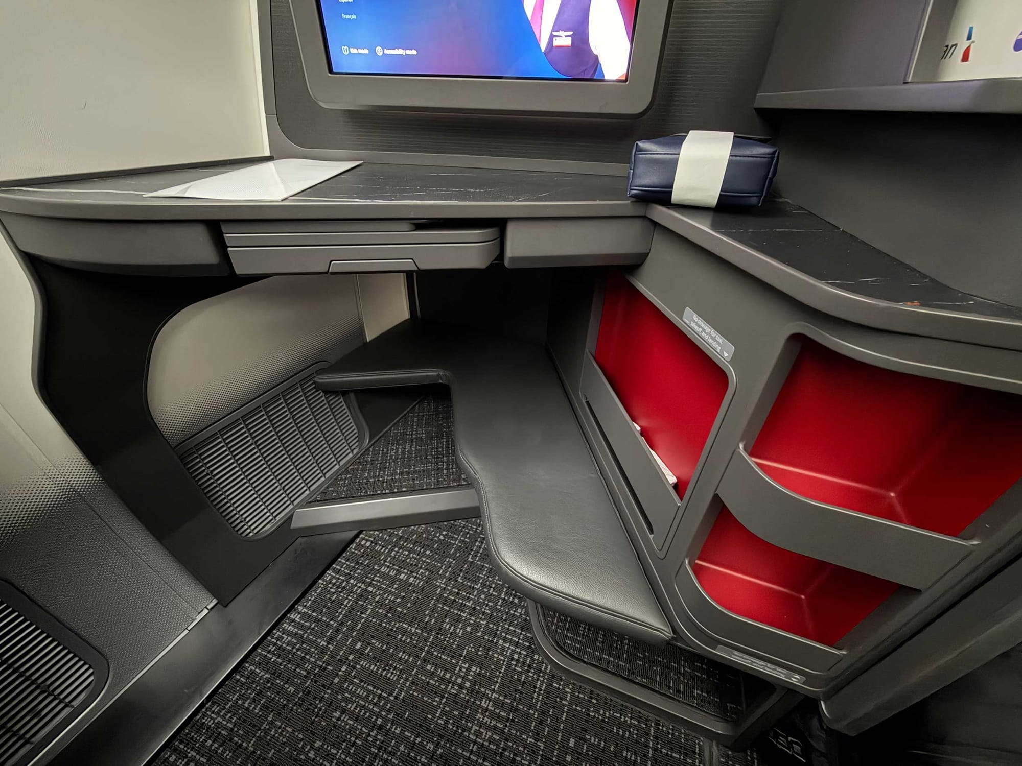 Large footwell in Flagship Suite Preferred seat.