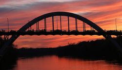 Edmund Pettus Bridge at sunset