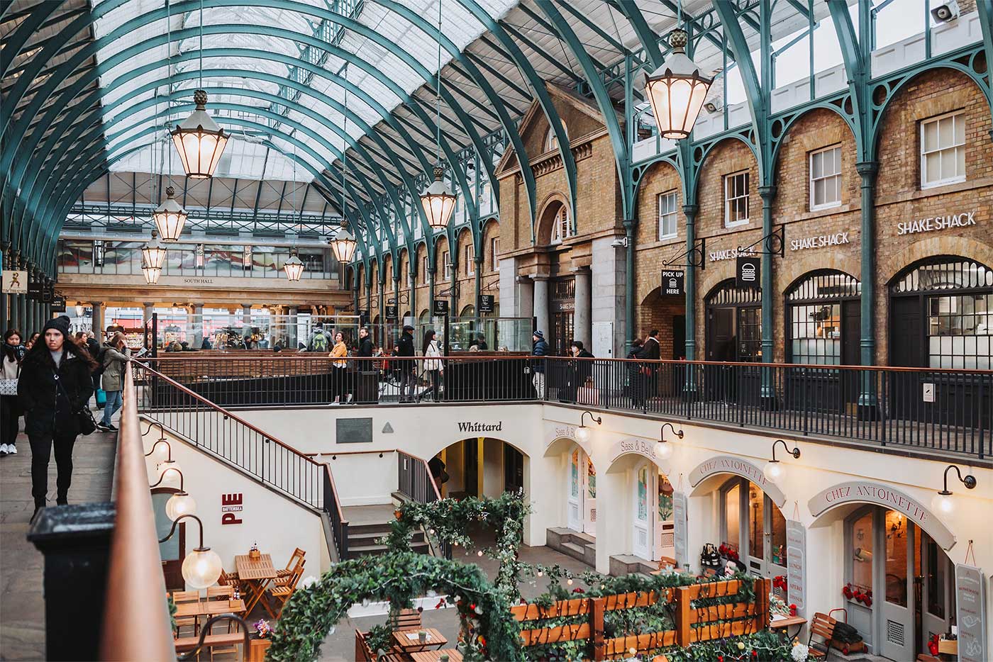 Covent Garden Market shopping center.