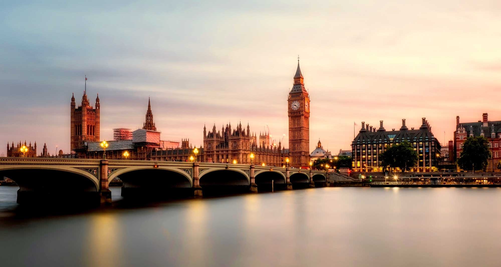 London skyline with River Thames and Parliament in the background.