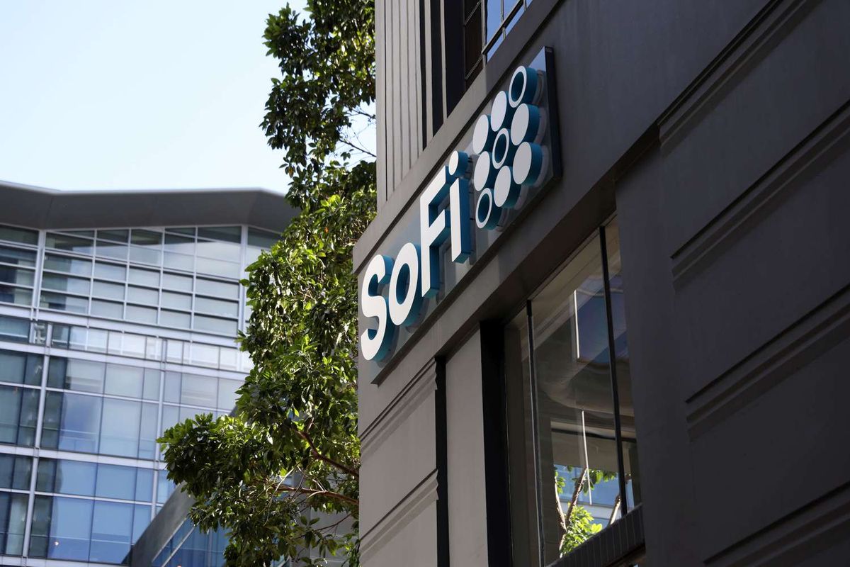 SoFi: Lackluster Fundamentals And Tough Valuations Vs Oversold Stock (Archive)