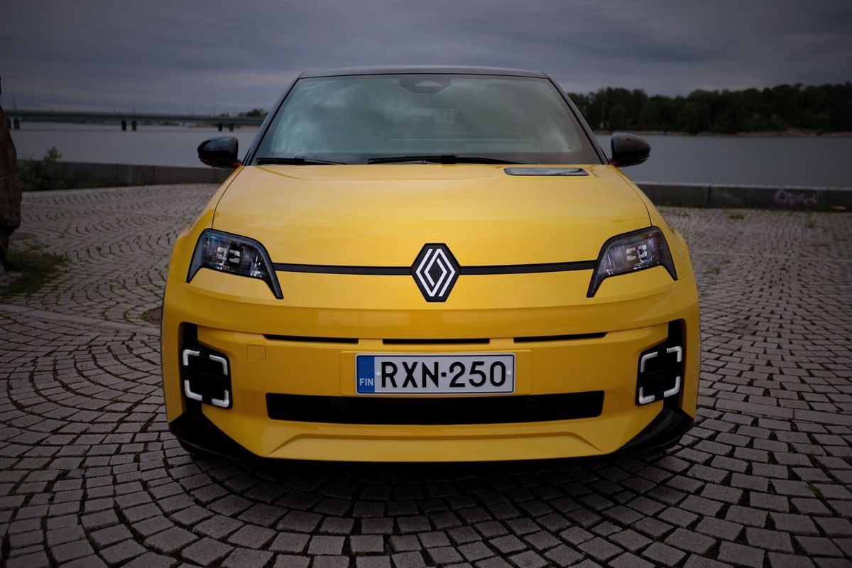 Renault 5 E-Tech Electric – legendan sähköinen paluu