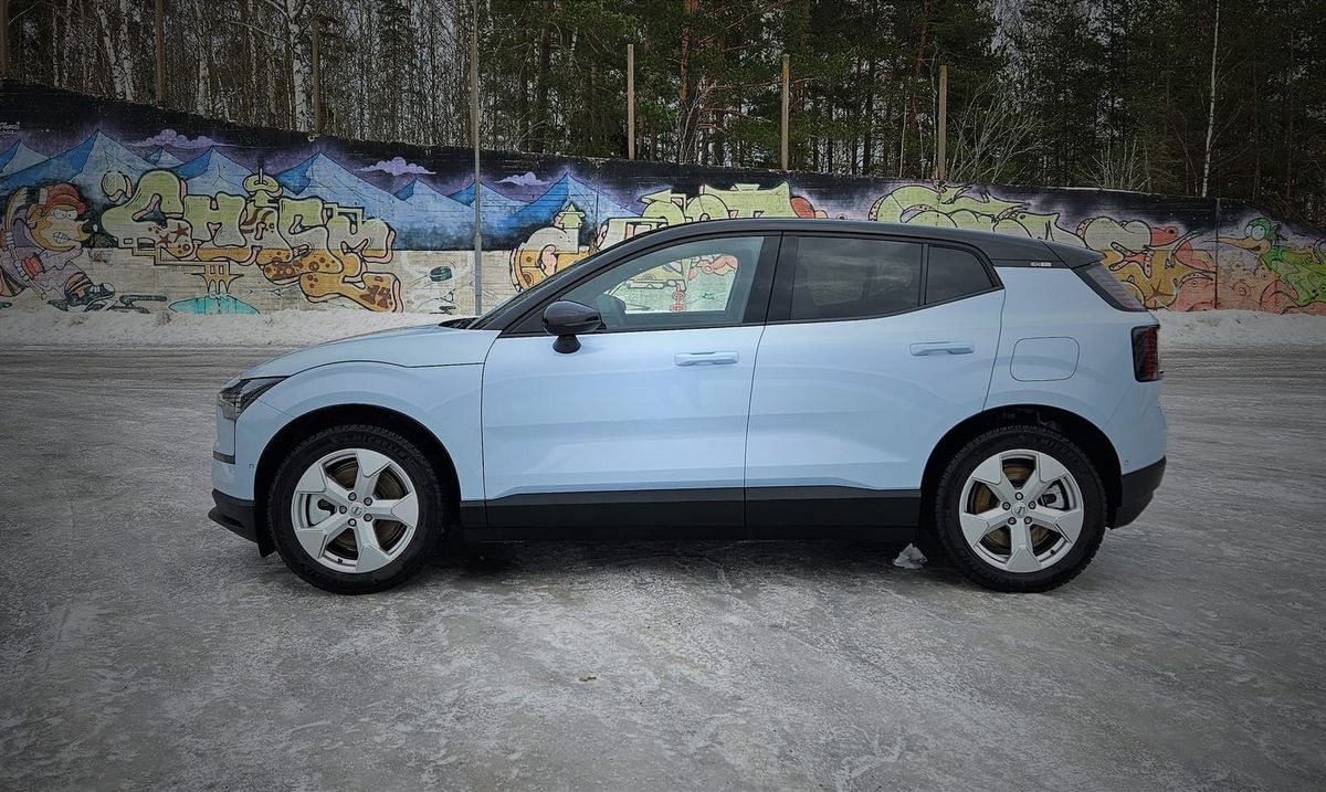 Koeajo: Volvo EX30 2024 – pieni sähkö-Volvo, jolla on suuret odotukset