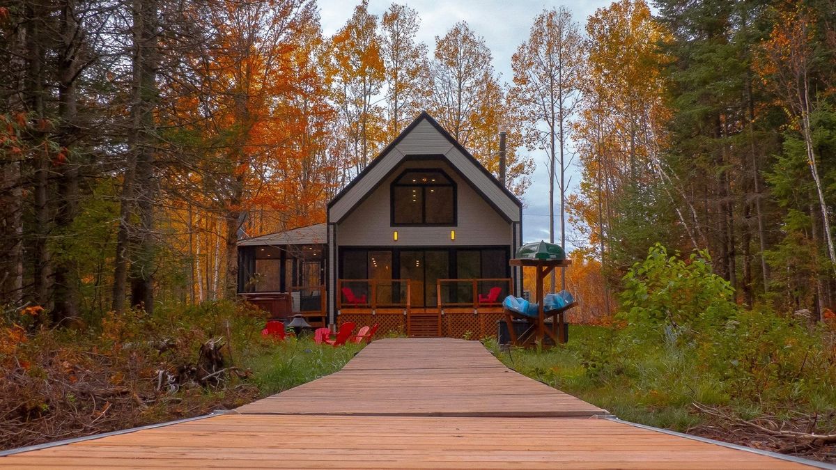 Sähköauto mökkikäytössä – miten se oikeasti toimii syrjäseudulla?