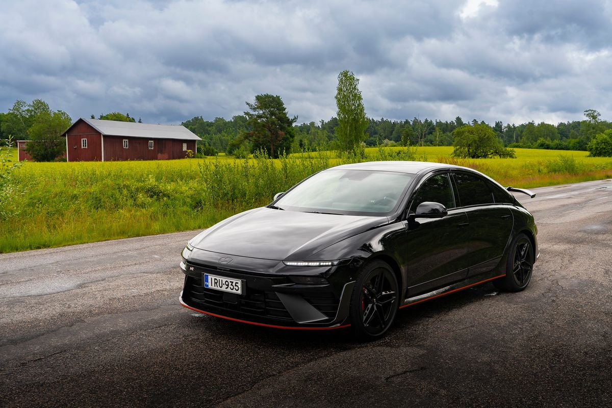 Hyundai IONIQ 6 N valloitti Saksan – tehosähköautolle jälleen arvostettu kategoriavoitto