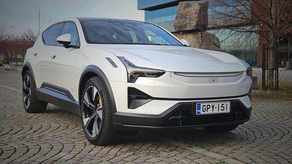 Polestar 3 – Urheilullinen sähkö-SUV, joka ei piilottele kunnianhimoaan