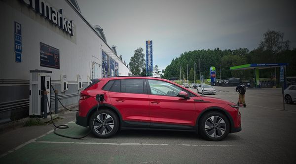 Ensifiilis: Skoda Elroq 60 Style