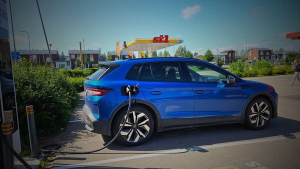 Ensifiilis: uusi Skoda Elroq 85 Sportline