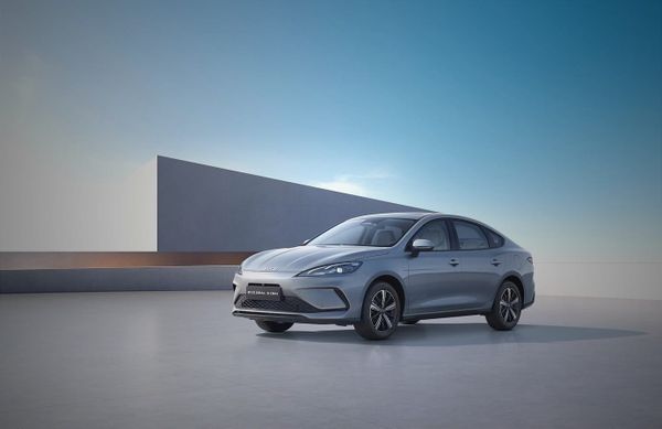 Veho alkaa myydä kiinalaista BYD:tä – symbolinen muutos suomalaisessa autokaupassa