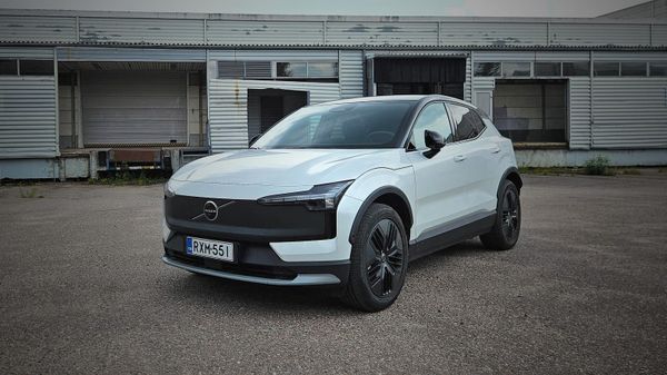 Onko Volvo EX30:ssa ERAD? – Näin toimii Volvon sähkö- ja hybridineliveto