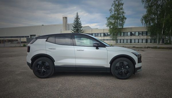 Miksi Volvon ladattavien hybridien ERAD on ollut ongelmallinen? Miksi samat ongelmat eivät kosketa Volvon sähköautoja?