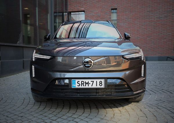 Volvo EX90 koeajo – sähköinen XC90 ja Volvon uusi turvallisuusikoni