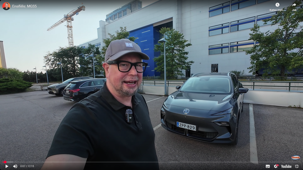 Ensifiilis koeajossa: Uusi MG S5 haastaa C-segmentin sähkökatumaasturit