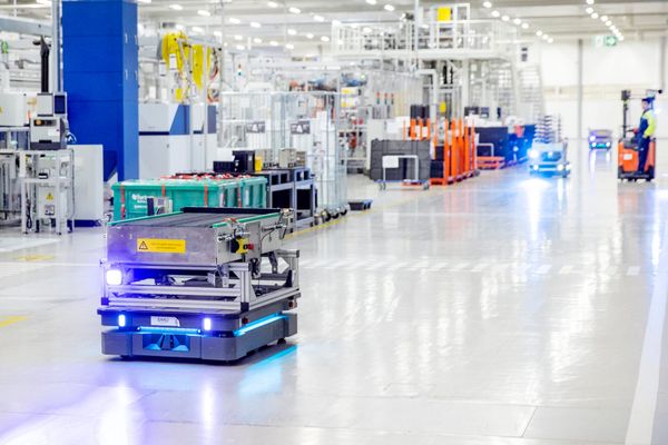 Valmet Automotive ottaa historiallisen askeleen – laajentaa puolustusteollisuuteen, IONCOR siirtyy Finnish Minerals Groupille