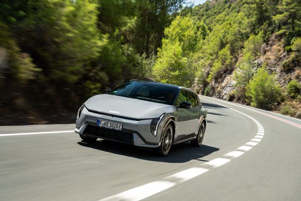 Kia EV4:n hinnat julki – alkaen 38 990 €